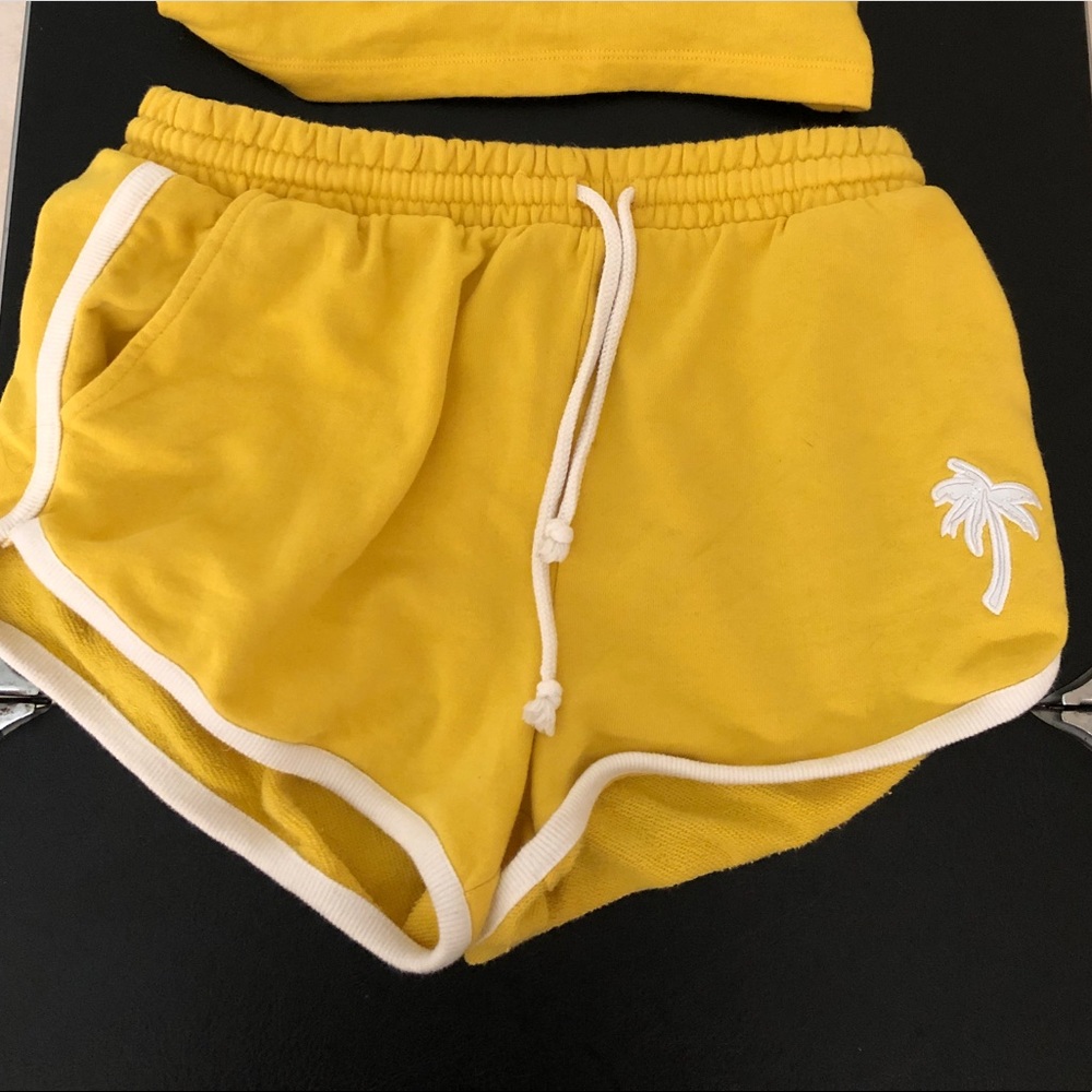 Halter Top & Shorts Set - Picture 2 of 2